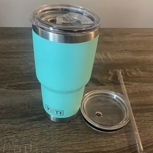 YETI 30 oz Tumbler